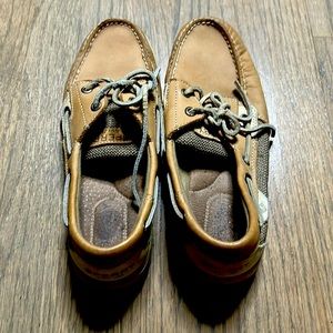Sperry boat shoes